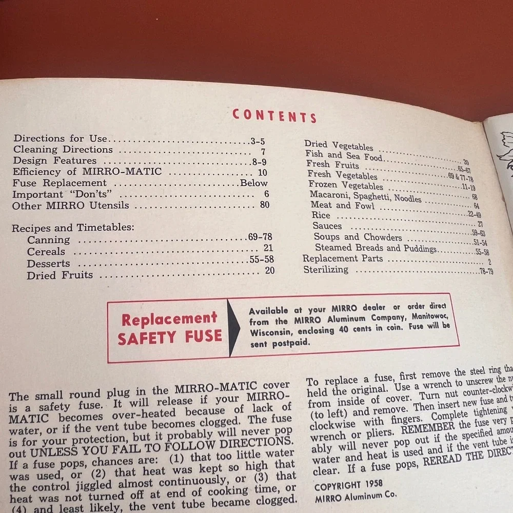 Vintage 1958 Mirro-Matic Deluxe Pressure Pan Recipe Book Instruction Manual 80pg
